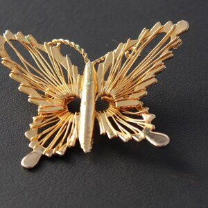 Vintage Gold Butterfly Brooch Pin Jewelry